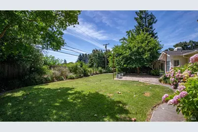 204 Paseo Arboles, Fairfield, CA 94534 - Photo 32