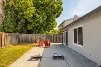 167 Quincy Court, Vacaville, CA 95687 - Photo 34