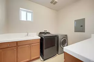 486 McAllister Dr, Benicia, CA 94510 - Photo 56