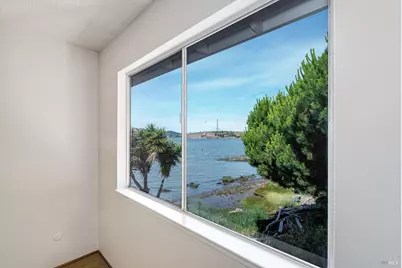 1298 W K Street, Benicia, CA 94510 - Photo 32