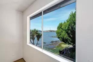 1298 W K St, Benicia, CA 94510 - Photo 32