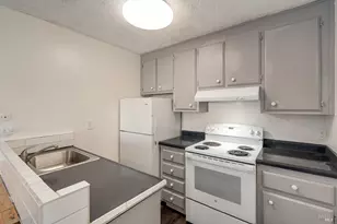 1298 W K St, Benicia, CA 94510 - Photo 38