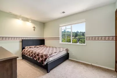1506 Townview Avenue, Santa Rosa, CA 95405 - Photo 34