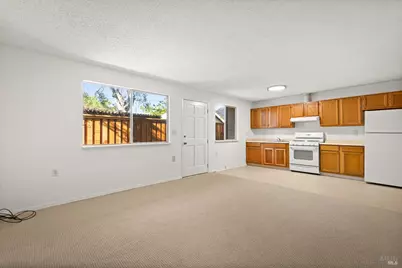611 Hendley Street, Santa Rosa, CA 95404 - Photo 42
