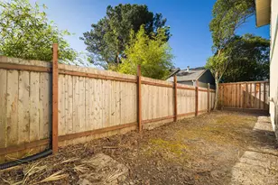 611 Hendley St, Santa Rosa, CA 95404 - Photo 36