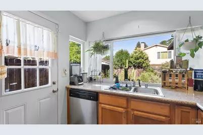 2974 Blackwell Court, Fairfield, CA 94533 - Photo 12