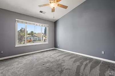 383 N Wildwood, Hercules, CA 94547 - Photo 18