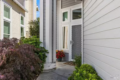 383 N Wildwood, Hercules, CA 94547 - Photo 2