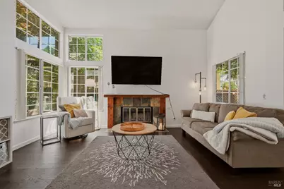 330 Summerfield Drive, Vacaville, CA 95687 - Photo 8