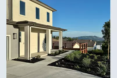 3746 Crown Hill Drive, Santa Rosa, CA 95404 - Photo 2