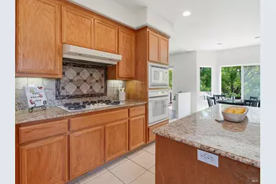 5690 Evening Way, Santa Rosa, CA 95409 - Photo 16