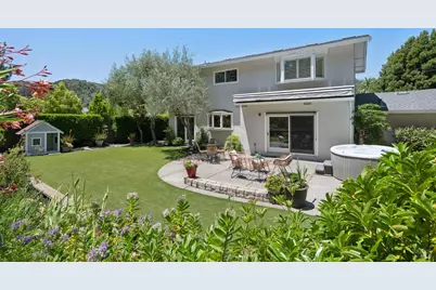 28 Castlewood Drive, San Rafael, CA 94901 - Photo 2