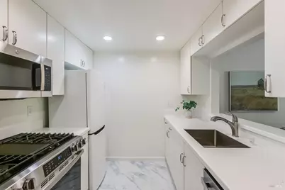 400 Deer Valley Road #2G, San Rafael, CA 94903 - Photo 16
