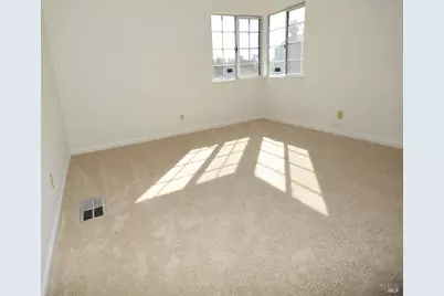 305 Mayfield Circle, Suisun City, CA 94585 - Photo 22