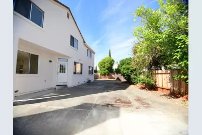 305 Mayfield Circle, Suisun City, CA 94585 - Photo 34