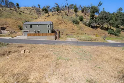 1050 Arroyo Grande Drive, Napa, CA 94558 - Photo 10