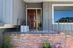 211 Hill Blvd, Petaluma, CA 94952 - Photo 6