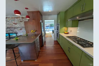 211 Hill Boulevard, Petaluma, CA 94952 - Photo 14