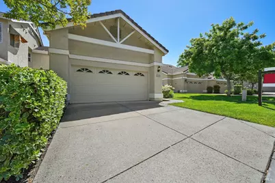 3229 Corte Granada, Fairfield, CA 94534 - Photo 4