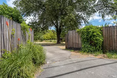 1150 Center Valley Road, Willits, CA 95490 - Photo 2