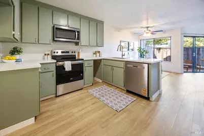 902 Marylyn Circle, Petaluma, CA 94954 - Photo 6