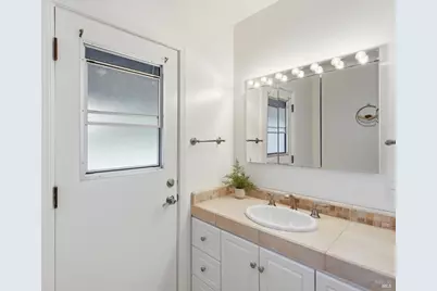 14 Villa Place, Novato, CA 94945 - Photo 50