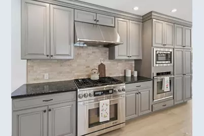14 Villa Place, Novato, CA 94945 - Photo 30