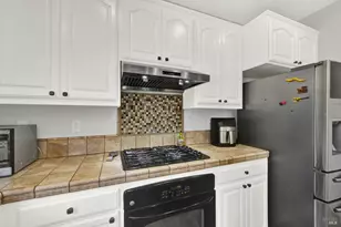 518 Canterbury Cir, Vacaville, CA 95687 - Photo 34