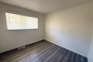 1558 W 3rd St, Santa Rosa, CA 95401 - Photo 22