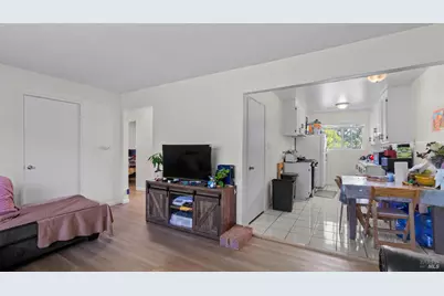 980 Sunset Avenue, Santa Rosa, CA 95407 - Photo 14