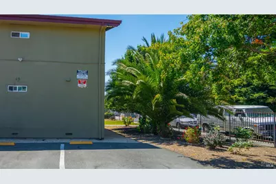 980 Sunset Avenue, Santa Rosa, CA 95407 - Photo 38
