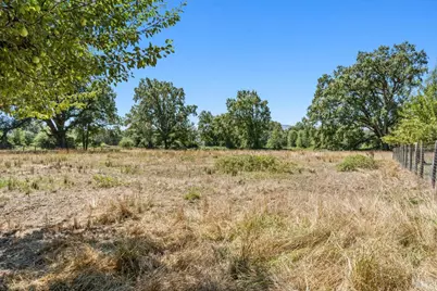 24800 Mendocino Pass Road, Covelo, CA 95428 - Photo 32