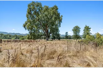 24800 Mendocino Pass Road, Covelo, CA 95428 - Photo 24