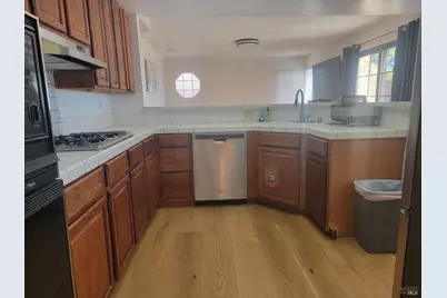 825 Britannia Drive, Vallejo, CA 94591 - Photo 4