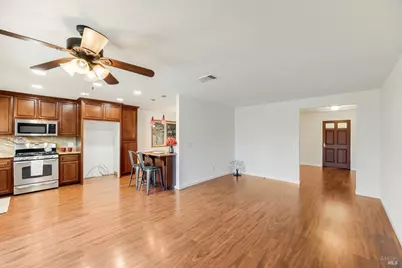 1360 Hemingway Court, Dixon, CA 95620 - Photo 16