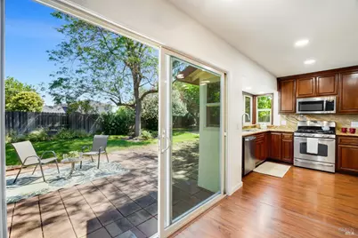 1360 Hemingway Court, Dixon, CA 95620 - Photo 18