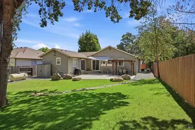 1090 Penelope Court, Lakeport, CA 95453 - Photo 14