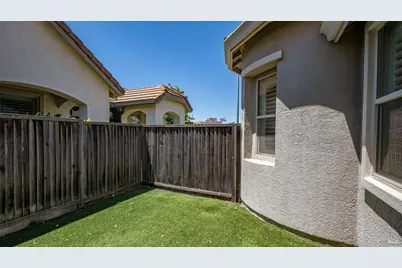3001 Red Maple Court, Vacaville, CA 95687 - Photo 58