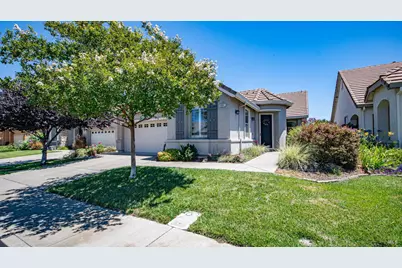 3001 Red Maple Court, Vacaville, CA 95687 - Photo 4