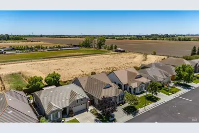 3001 Red Maple Court, Vacaville, CA 95687 - Photo 80
