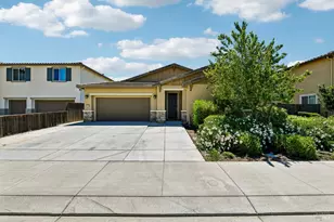 1680 Gold St, Dixon, CA 95620 - Photo 2