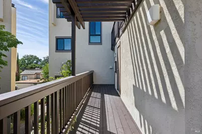38 Corte Oriental, Greenbrae, CA 94904 - Photo 2