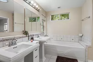 25843 Bear Ln, Willits, CA 95490 - Photo 14