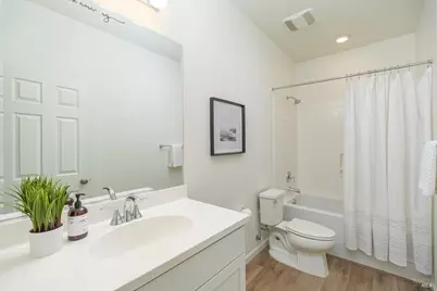 504 Ruby Street, Petaluma, CA 94952 - Photo 20