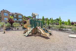 504 Ruby St, Petaluma, CA 94952 - Photo 32