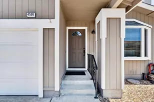 4526 Hillview Ct, Rohnert Park, CA 94928 - Photo 2