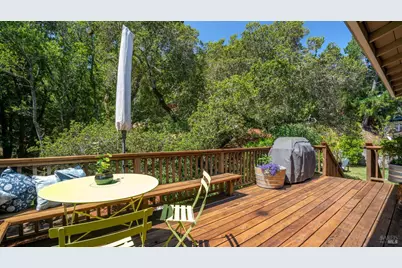 107 Rollingwood Drive, San Rafael, CA 94901 - Photo 16