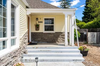 1722 Elm Street, Napa, CA 93449 - Photo 2