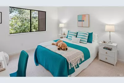 23 Oakcrest Drive, San Rafael, CA 94903 - Photo 18