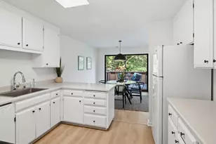23 Oakcrest Dr, San Rafael, CA 94903 - Photo 10